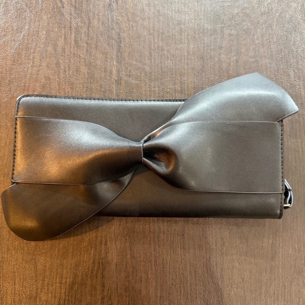 A New Day Elegant Black Bow Clutch 2 pockets with card holders Wristlet